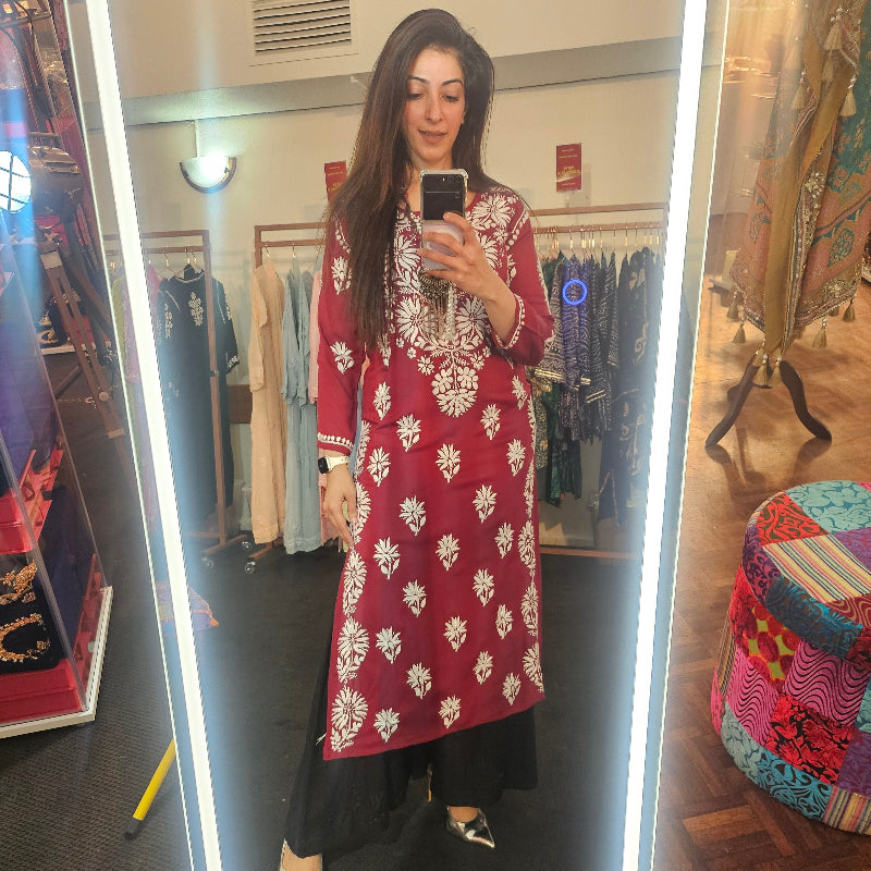 Hand Embroidered Luckhnowi Kurti