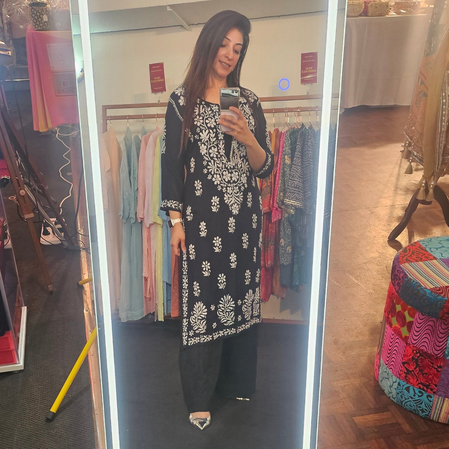 Hand Embroidered Luckhnowi Kurti