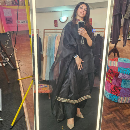 Black Faarshi Shalwaar