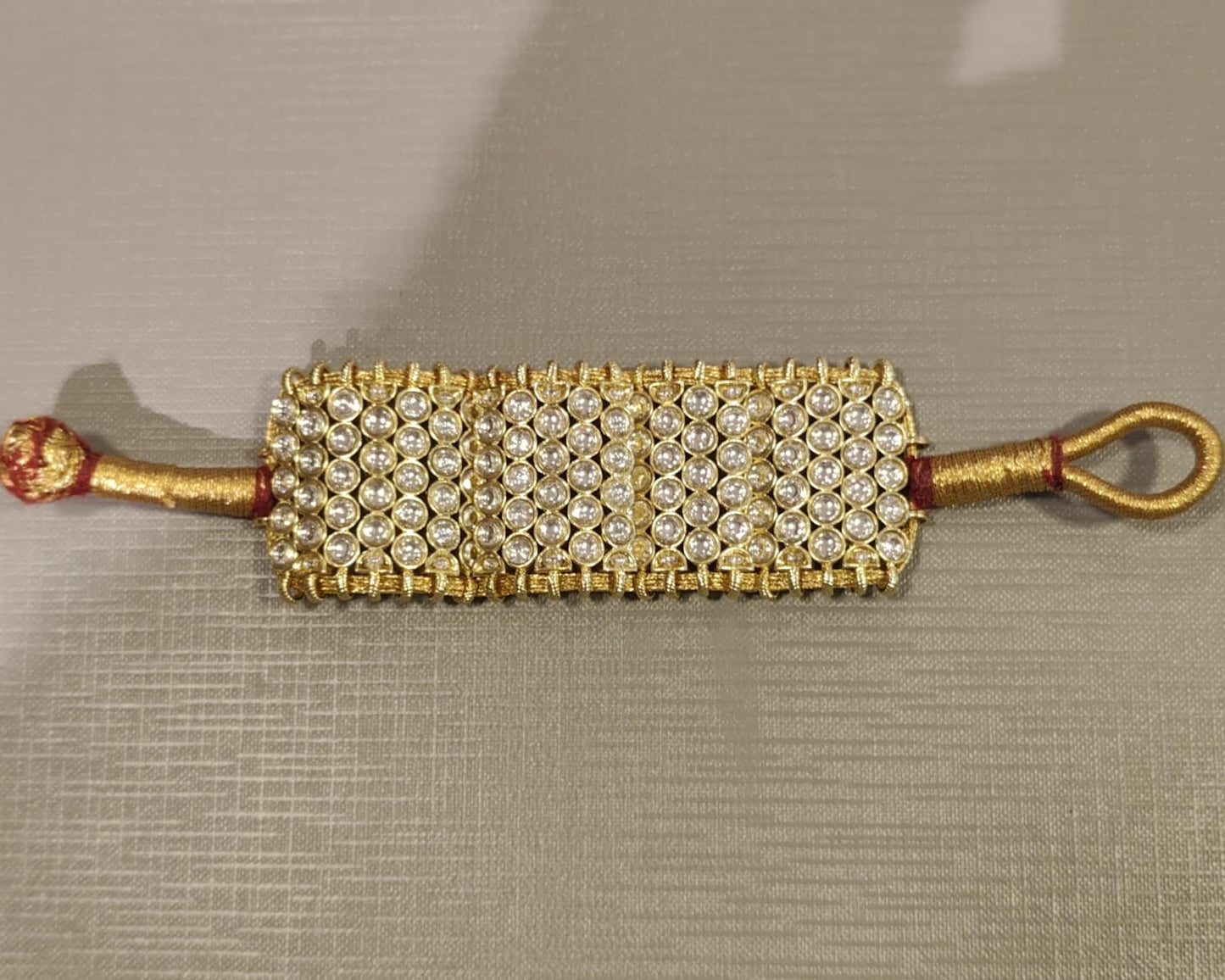 Paachi Kundan Handcuff