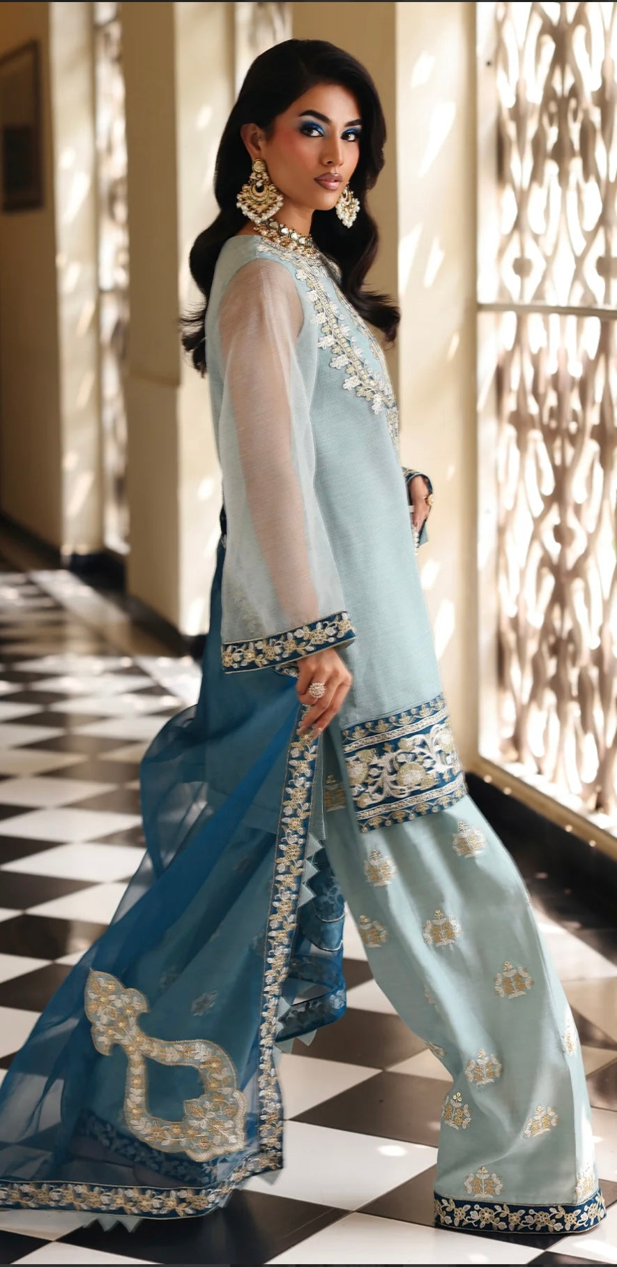 Contrast Blues Embroidered Farshi Suit Set