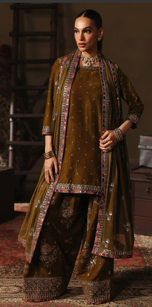 Mehndi Suit Set