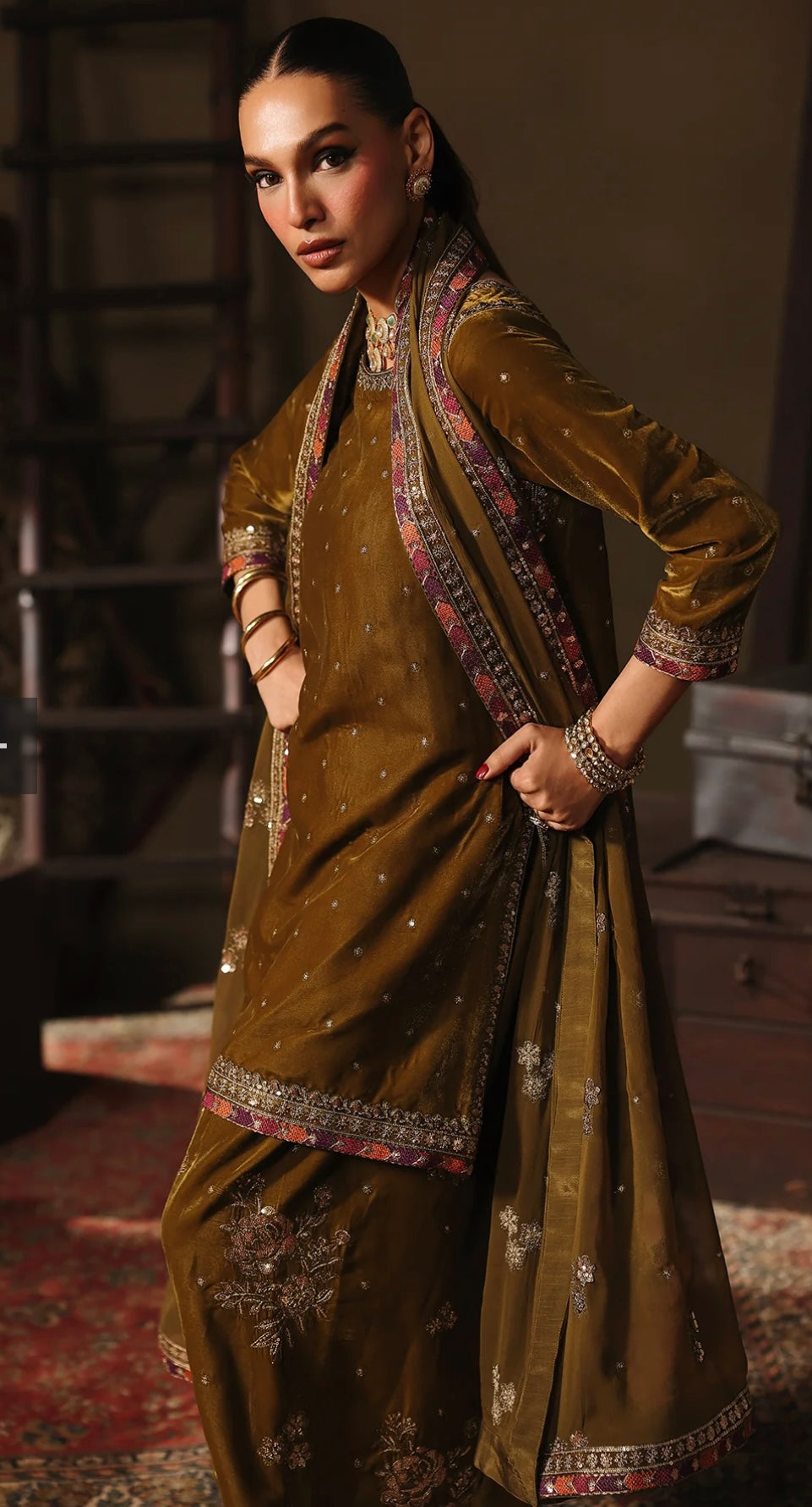 Mehndi Suit Set